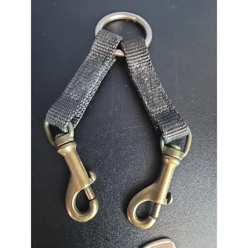 N/A vintage keys